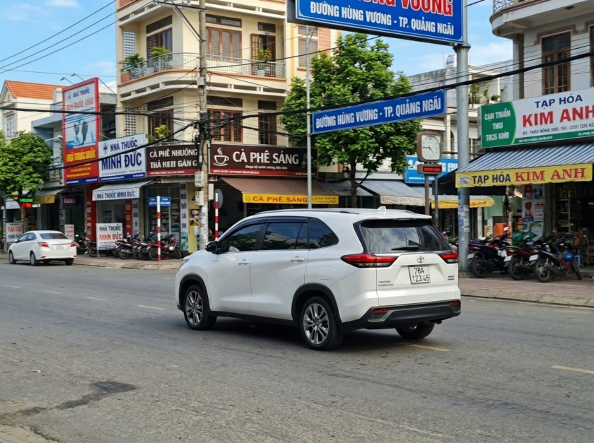 Lựa chọn taxi 7 chỗ Bình Sơn